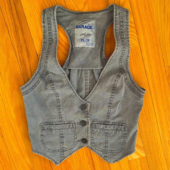 GARAGE Top - Picture 1 of 4